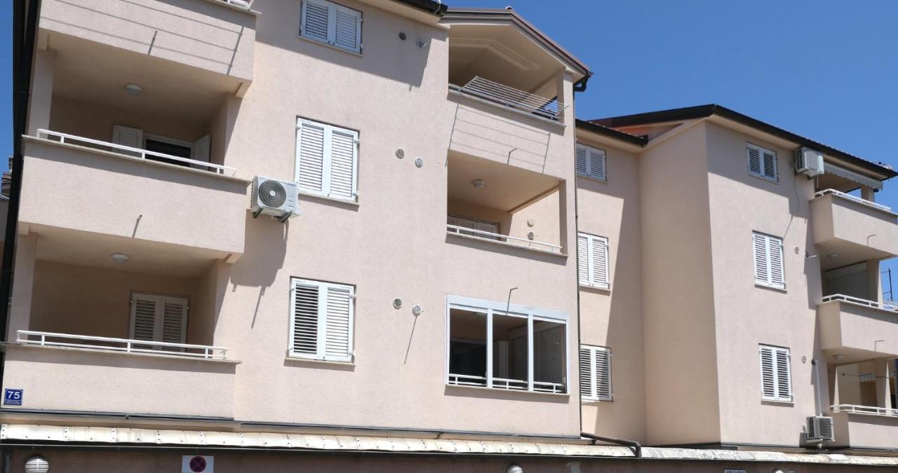 Apartment Leida 1 メドゥリン エクステリア 写真
